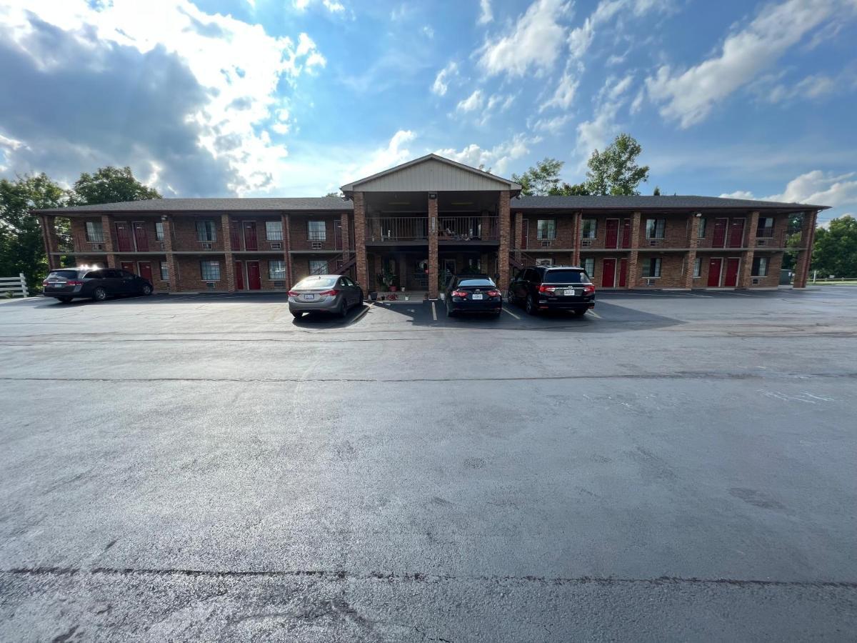 Americas Inn บาร์ดสทาวน์ ภายนอก รูปภาพ