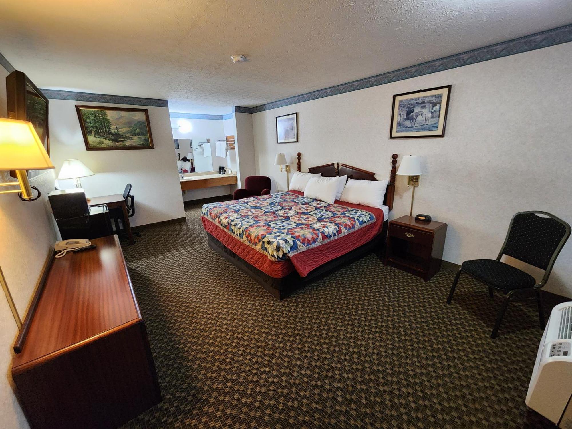 Americas Inn บาร์ดสทาวน์ ภายนอก รูปภาพ