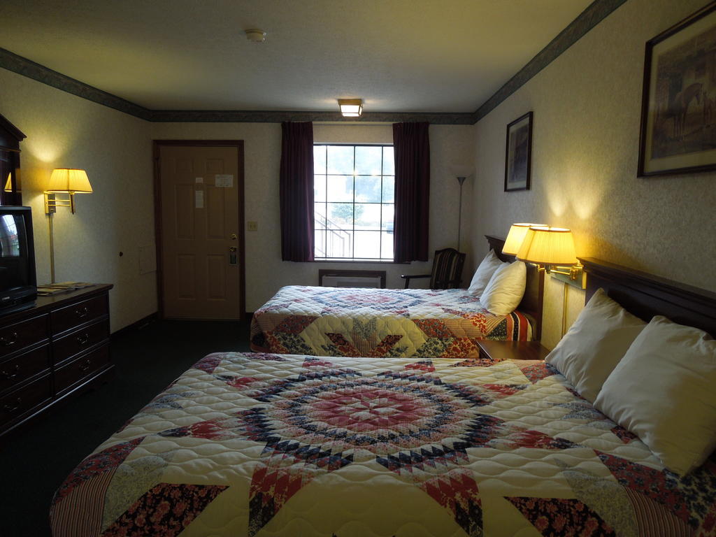 Americas Inn บาร์ดสทาวน์ ห้อง รูปภาพ